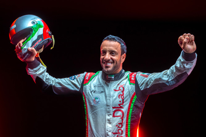 Thani Al Qamzi Concludes His Legendary 25-Year Career in F1 Powerboat Racing and Embarks on a New Challenge
