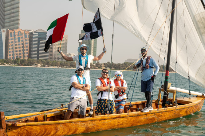 Successful conclusion of the Al Alya Banush Sailing Race in Abu Dhabi with the participation of 40 Banush boats."