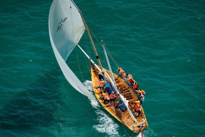 Under the Patronage of Hamdan bin Zayed… The Abu Al Abyad 60-Foot Traditional Dhow Sailing Race Kicks Off on September 20 and 21