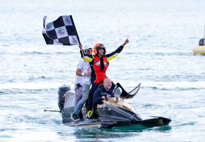 International Black Pharaoh Team Takes Control of the Opening Race in the UAE Formula 4 Powerboat Championship